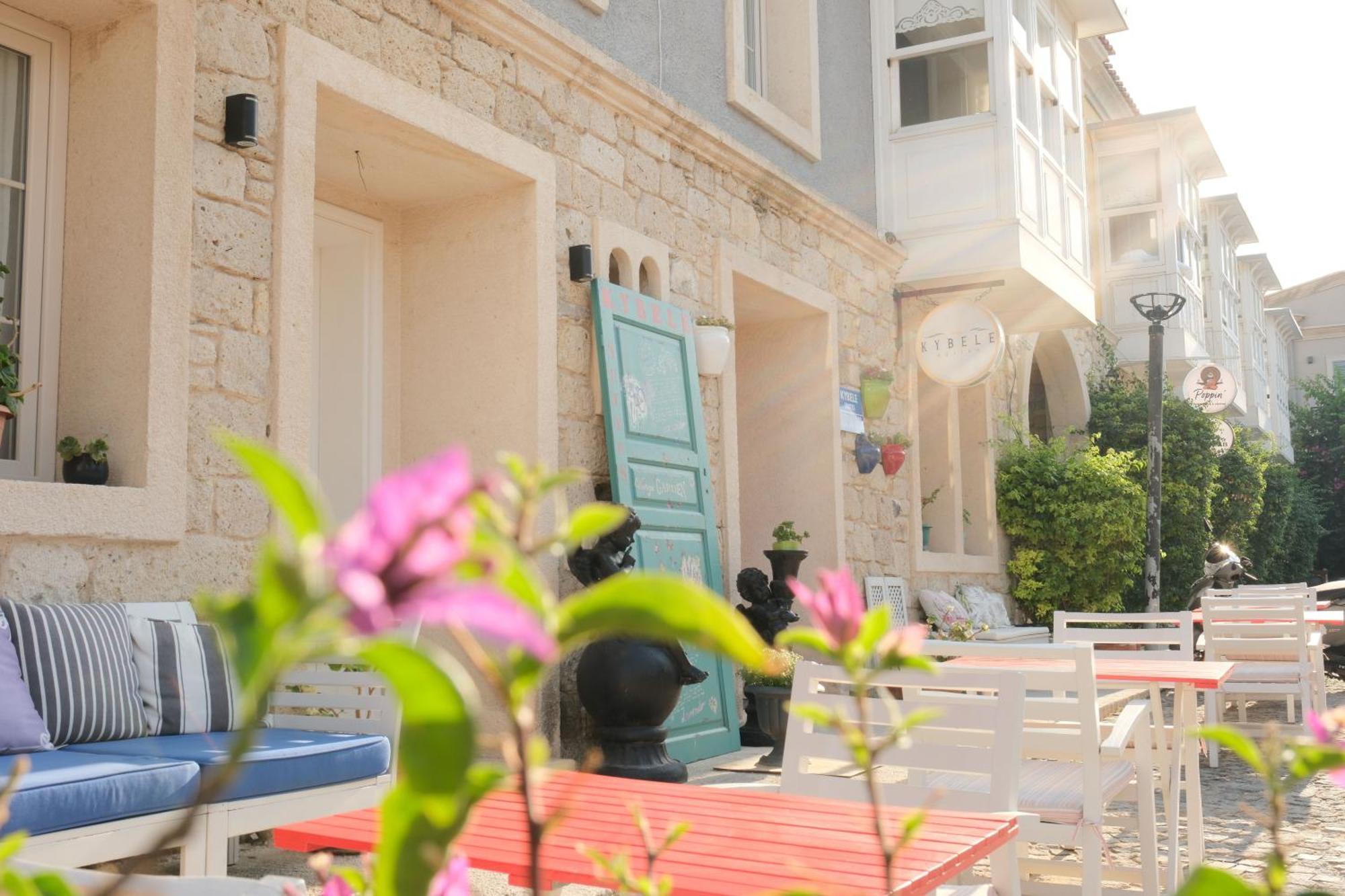 Kybele Suites Alaçatı Extérieur photo